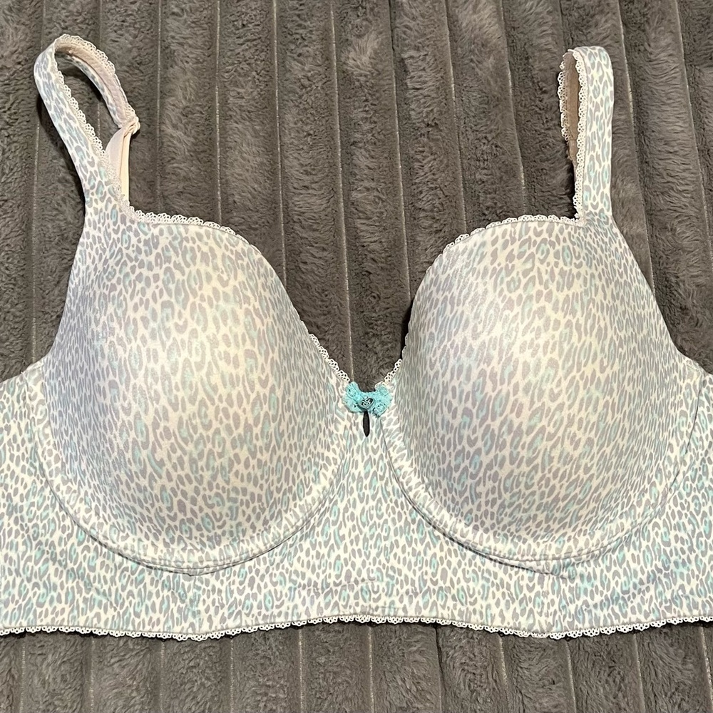 VICTORIA’S SECRET BODY BY VICTORIA LINED DEMI BRA 36DD UNDERWIRE ANIMAL PRINT